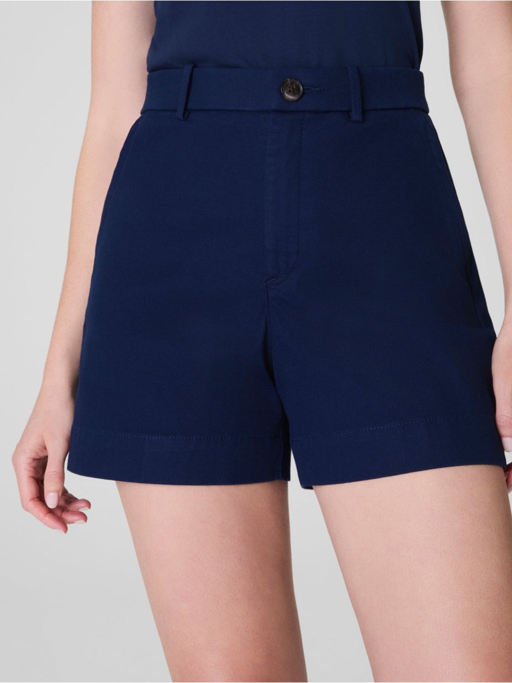 NWT SPANX SPANXsupersmooth Stretch Twill Shorts Timeless Navy Size XS